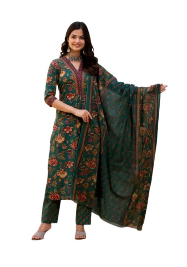 Women Anarkali Kurta and Pant Set with Dupatta (M) Maroon